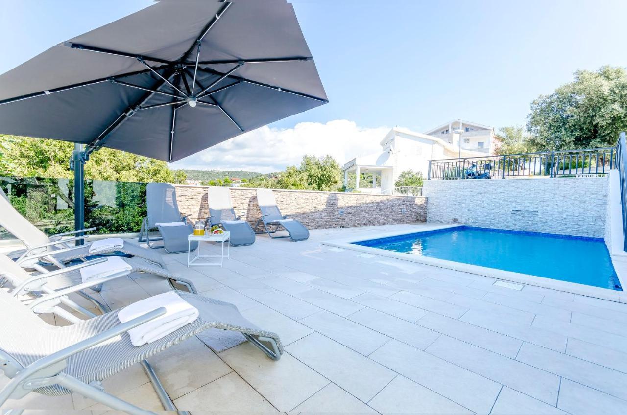 Apartments Katic ราชานิ ภายนอก รูปภาพ